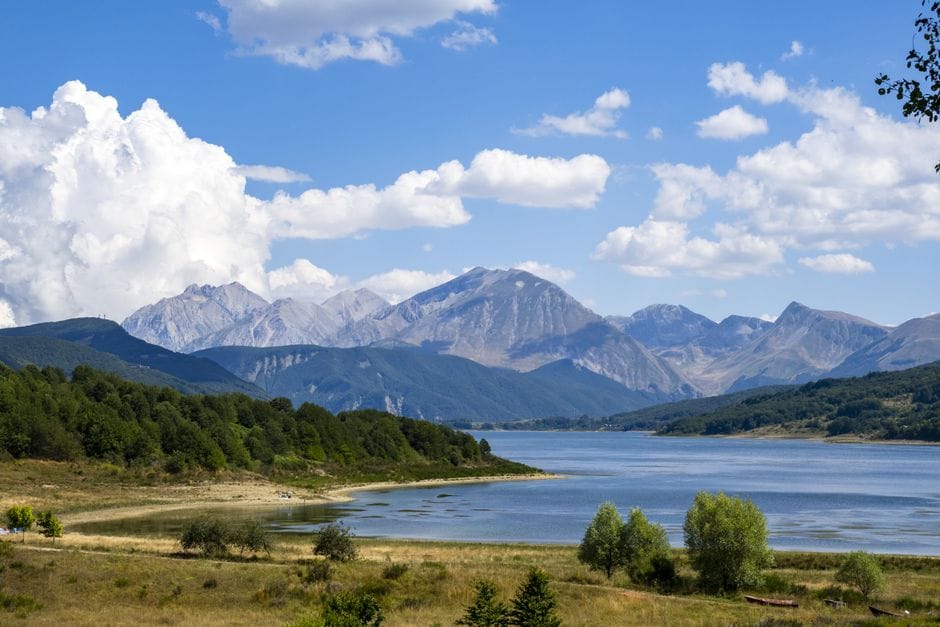 Gran Sasso e Campo Imperatore: il piccolo Tibet d'Abruzzo a primavera
